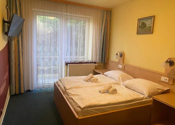 Rajsky Bed & Breakfast 3*